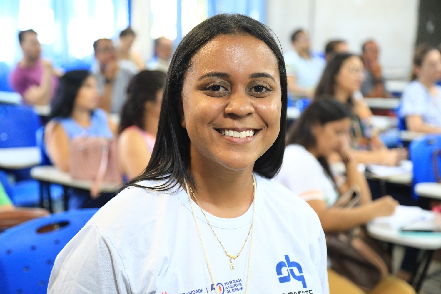 Vanessa dos Prazeres Santos é estudante do terceiro período de Química.